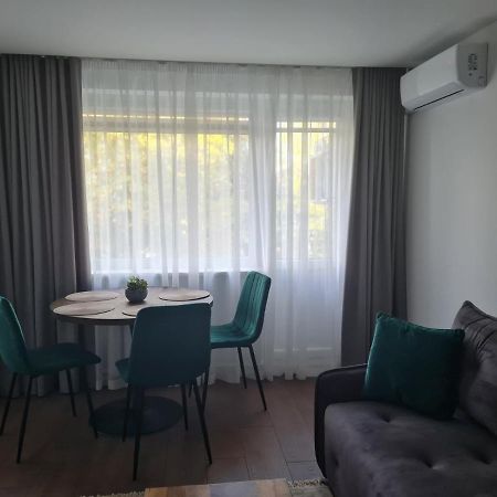 Talsa 1-Bedroom Apartment In City Center Siauliai Exteriör bild