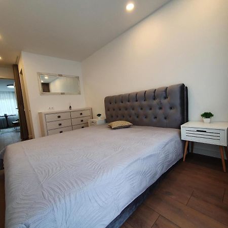 Talsa 1-Bedroom Apartment In City Center Siauliai Exteriör bild
