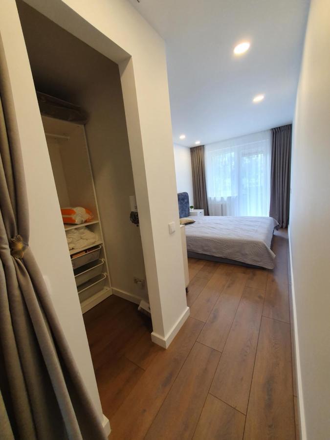 Talsa 1-Bedroom Apartment In City Center Siauliai Exteriör bild